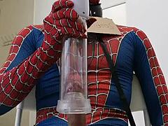 Spidermans monsterpik: Sugning og udløsning