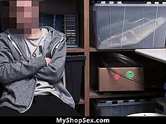 Piilotetulla kameralla varastava mies dominoi isotytöistä MILF-poliisia