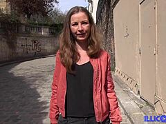 Fransk MILF nyder analsex før togturen