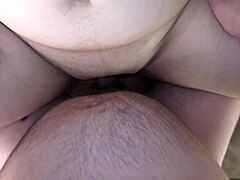 Milky Mari's POV-video visar en vacker fet styvdotter som blir hårt knullad och kommer in i styvfaderns stora kuk