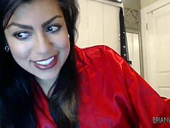 Briana's sensual solo show on webcam